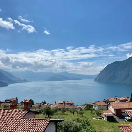 Lägenhet Con Vista Sul Lago Di Iseo E Piscina *
